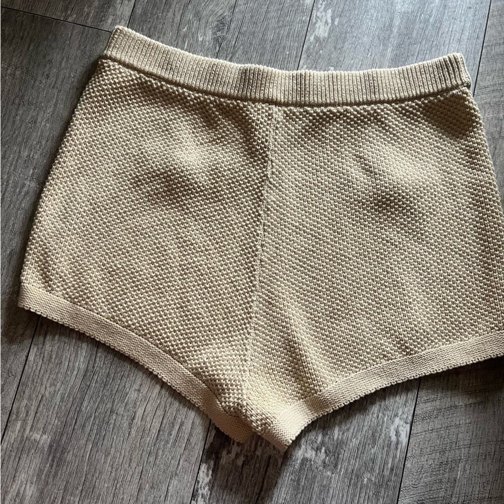 NWT Reformation charlotte cotton shorts Birch large - Picture 3 of 4